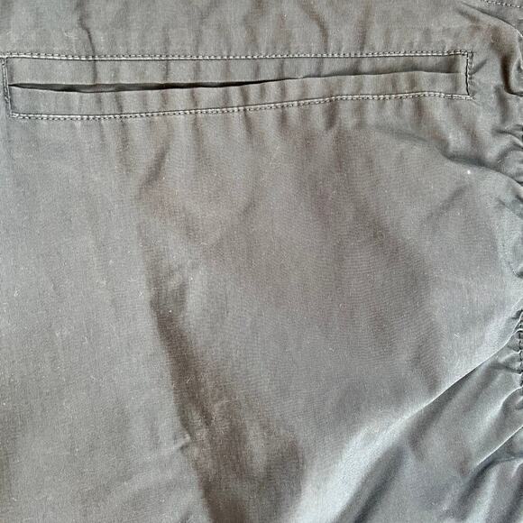 Nike shorts, men's size XL, navy blue, cotton polyester blend - Picture 3 of 9